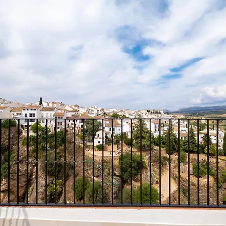 Casa-palacio Santa Pola * Ronda