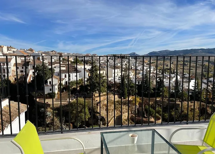 Casa-palacio Santa Pola * Ronda