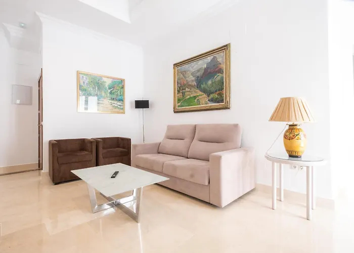 Casa-palacio Santa Pola * Ronda